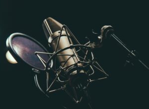5 Qualities To look out for When Hiring Voice Actors